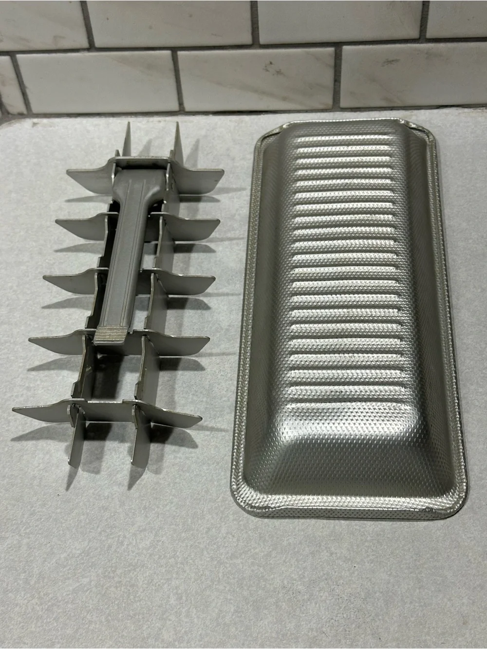 Vintage ALUMINUM ICE CUBE TRAY - 18 Perfect Ice Cubes Some Dents In Aluminum